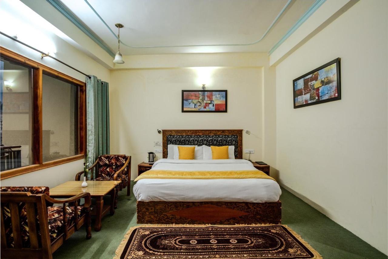Hotel Prini Palace Manāli Exterior foto