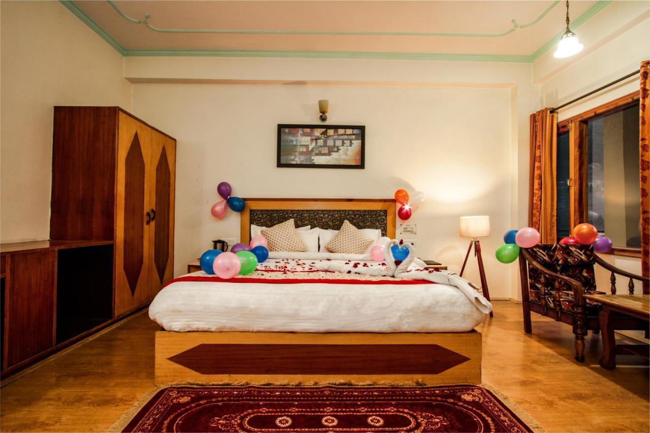 Hotel Prini Palace Manāli Exterior foto